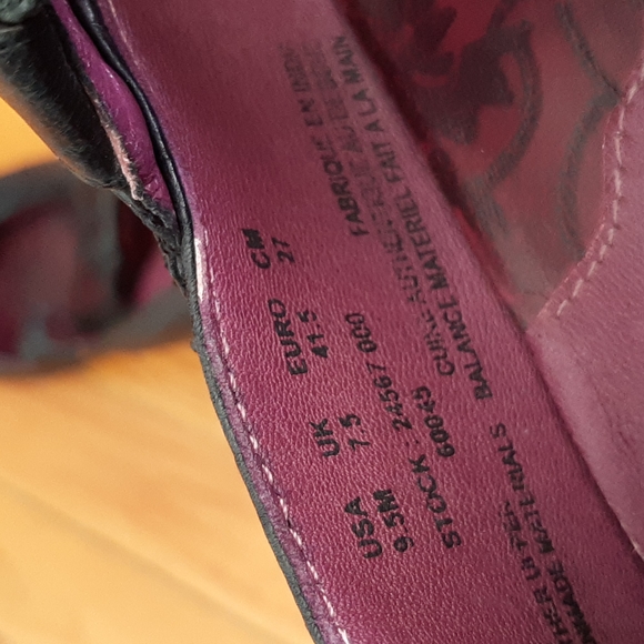 Hush Puppies Kitten Heel with Bow Leather shoes super comfortable size 9.5 - Picture 4 of 4